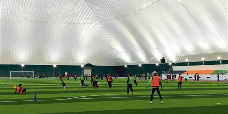  為什么說用充氣膜結(jié)構(gòu)建筑做體育館再合適不過了？