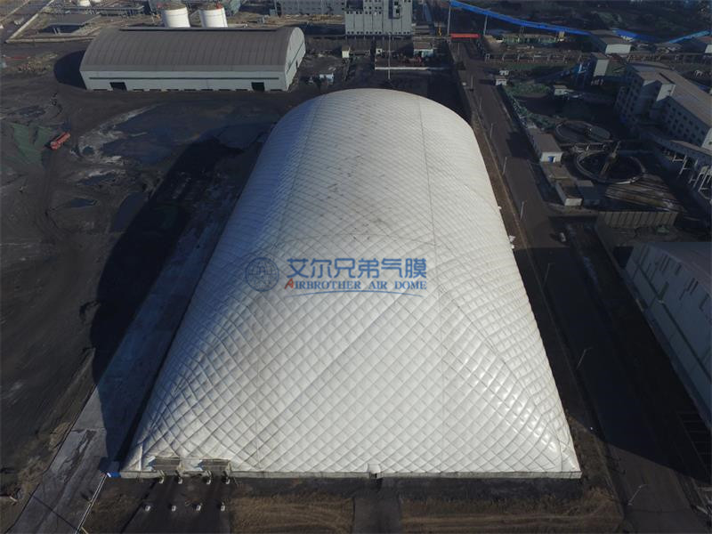 氣膜結(jié)構(gòu)儲(chǔ)煤棚內(nèi)部有無鋼架梁柱？