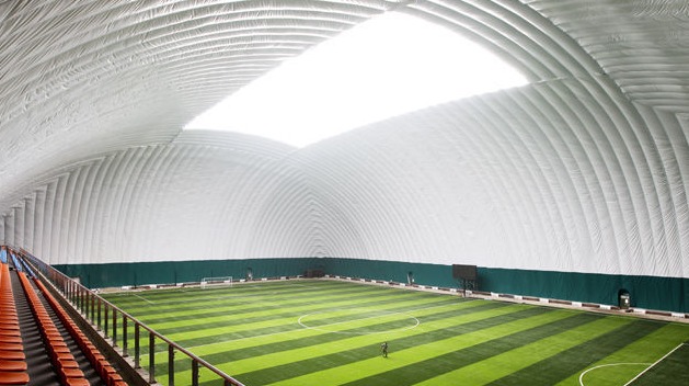 【艾爾兄弟】氣膜足球場，高性價比環(huán)保體育場館