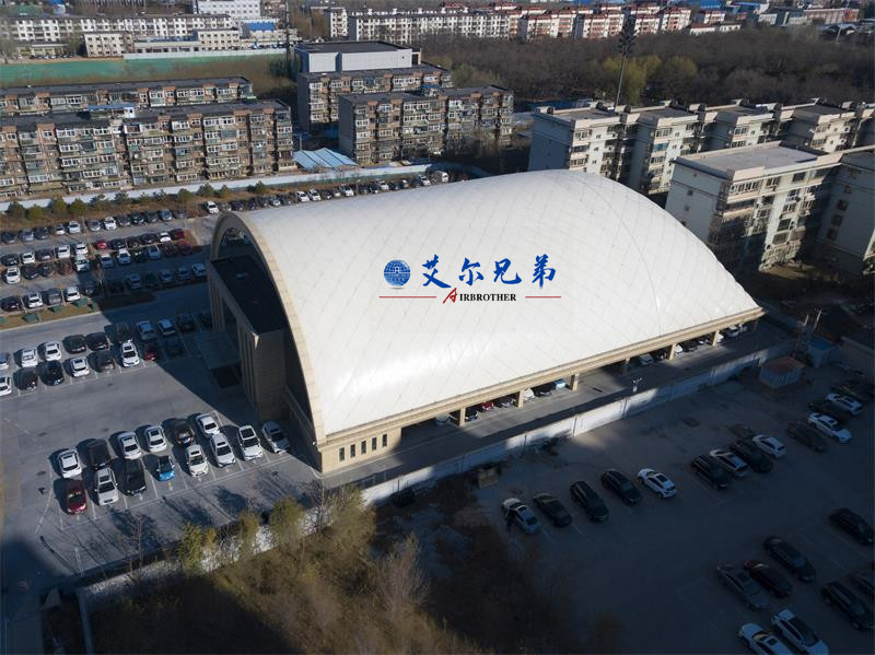 氣膜建筑使用運(yùn)營(yíng)簡(jiǎn)單方便，是如何實(shí)現(xiàn)遠(yuǎn)程控制的?